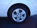 2009 Clear White Kia Rondo LX  photo #25