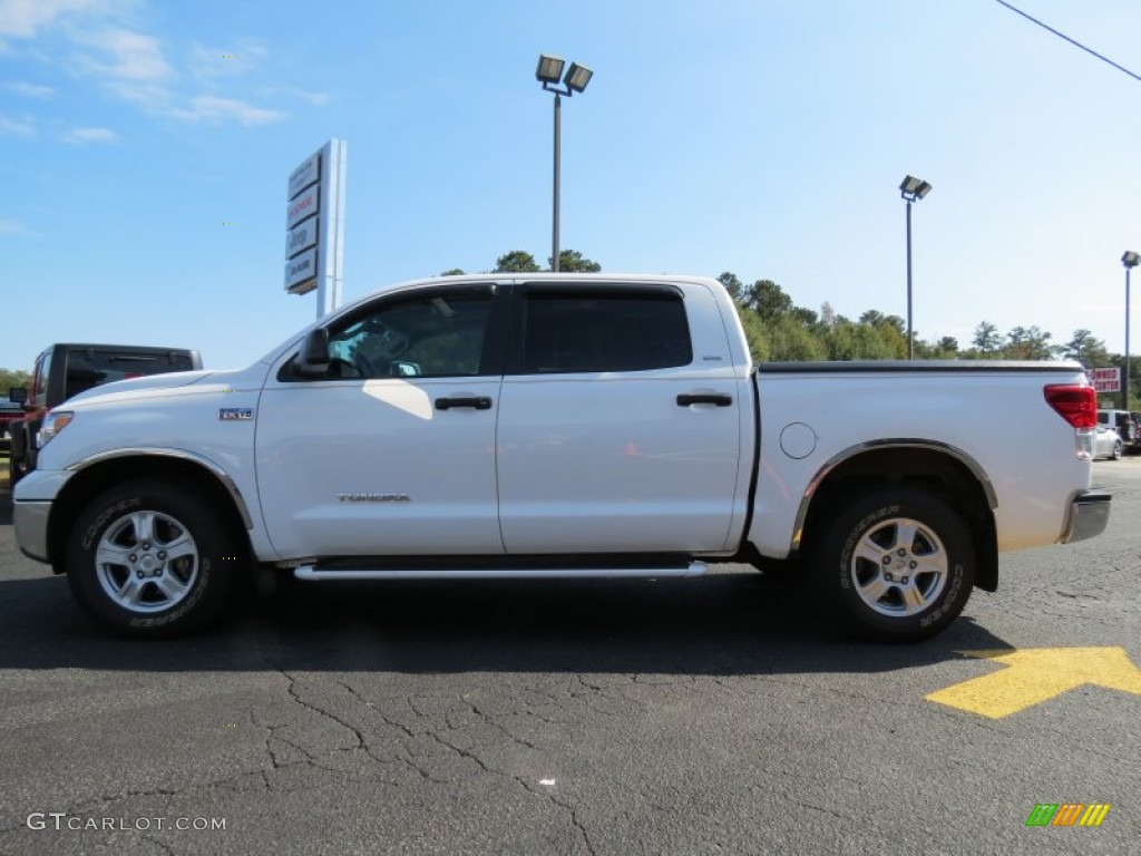 2010 Tundra SR5 CrewMax - Super White / Sand Beige photo #4