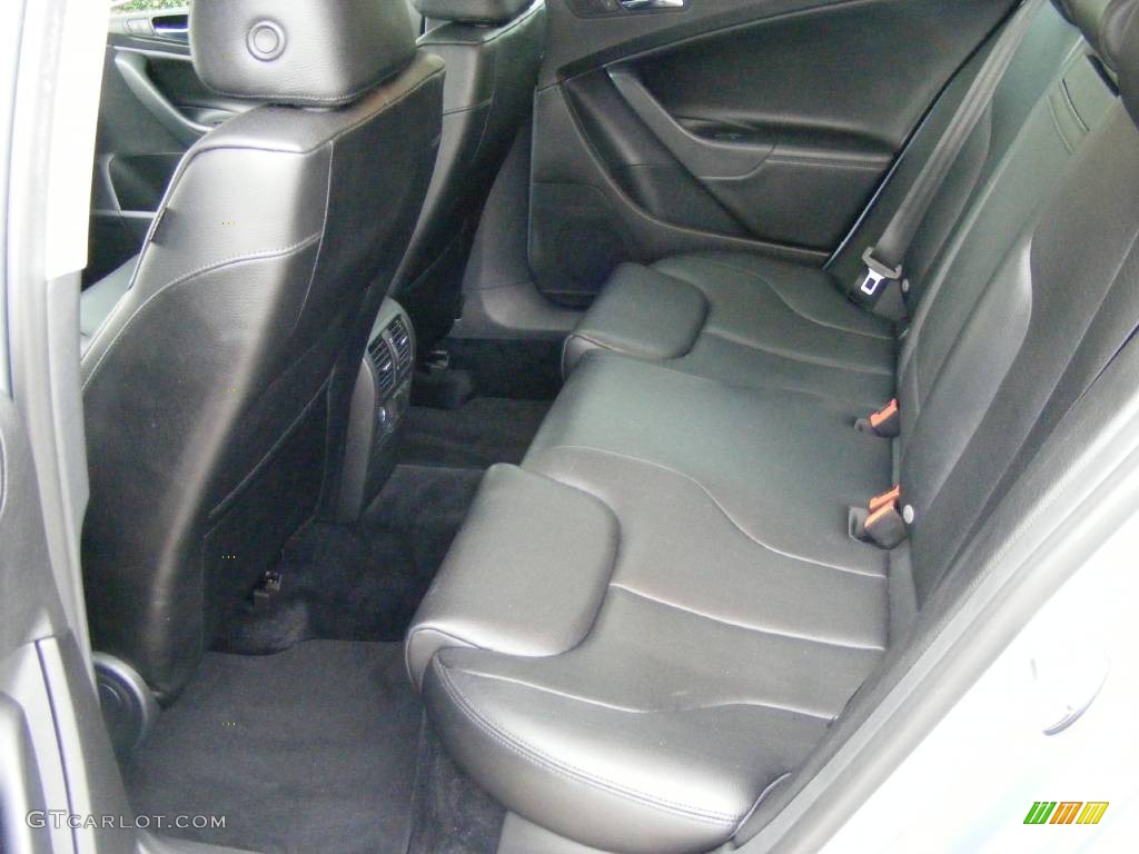 2008 Passat Komfort Sedan - Arctic Blue Silver / Black photo #12