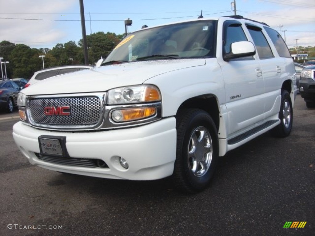 2004 Yukon Denali AWD - Summit White / Stone Gray photo #1