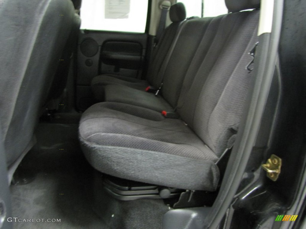 2004 Ram 2500 ST Quad Cab 4x4 - Black / Dark Slate Gray photo #7