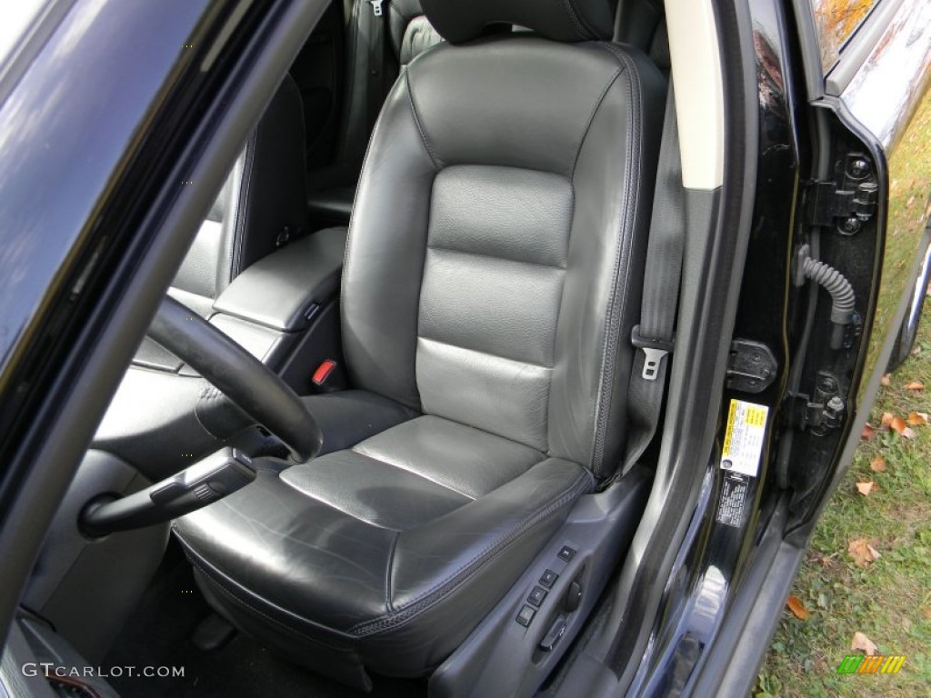 2008 Volvo XC70 AWD Front Seat Photos