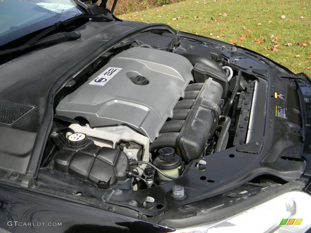 2008 Volvo XC70 AWD Engine Photos
