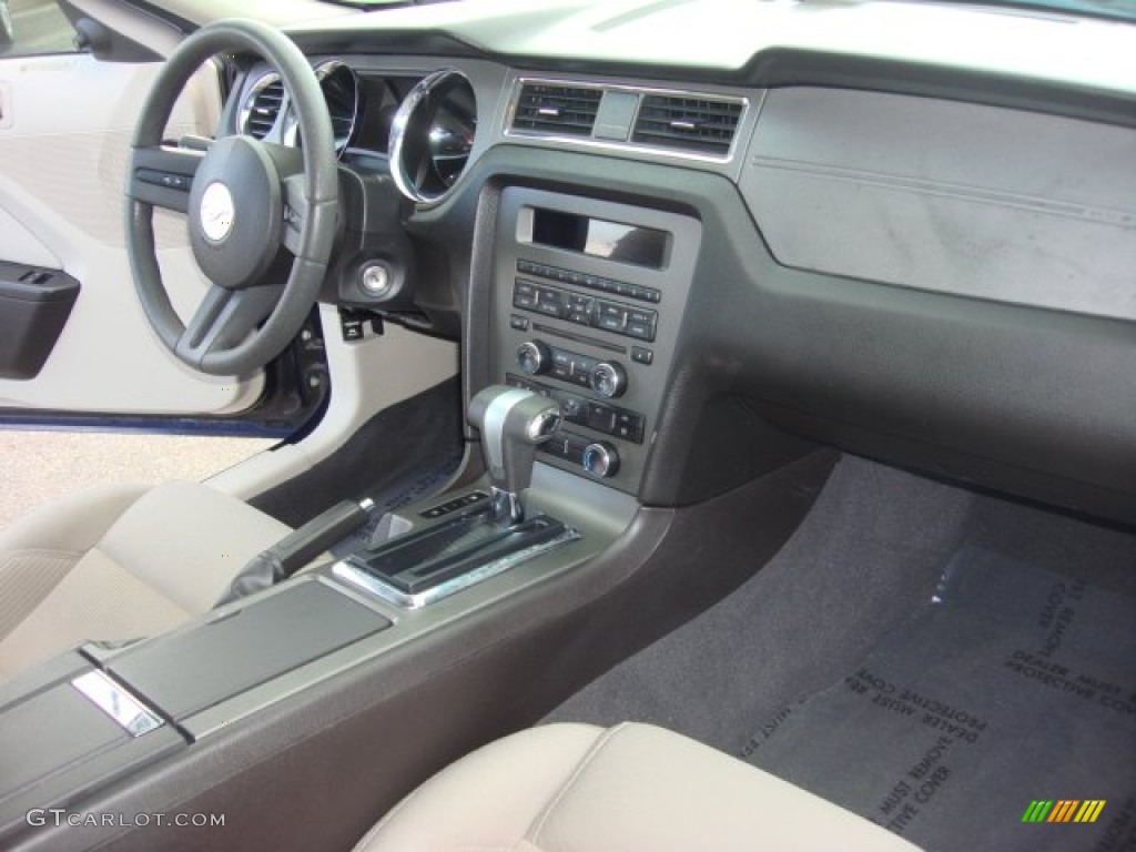 2010 Mustang V6 Coupe - Kona Blue Metallic / Stone photo #15