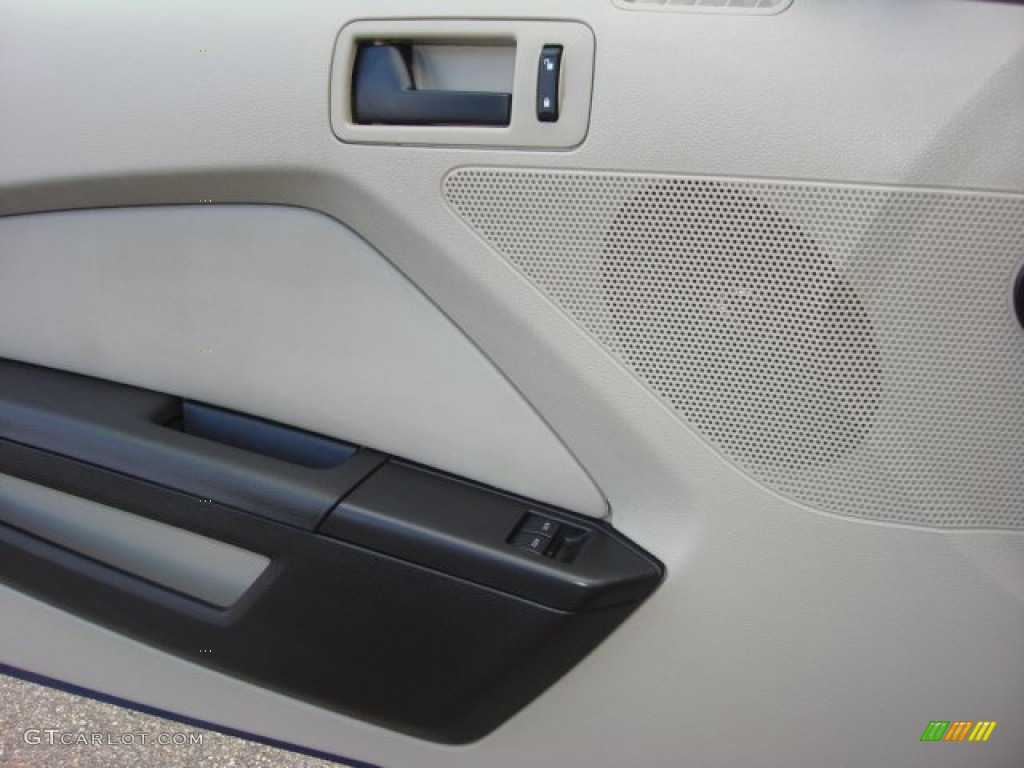 2010 Mustang V6 Coupe - Kona Blue Metallic / Stone photo #17