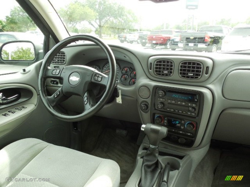 2007 TrailBlazer LS - Moondust Metallic / Light Gray photo #13