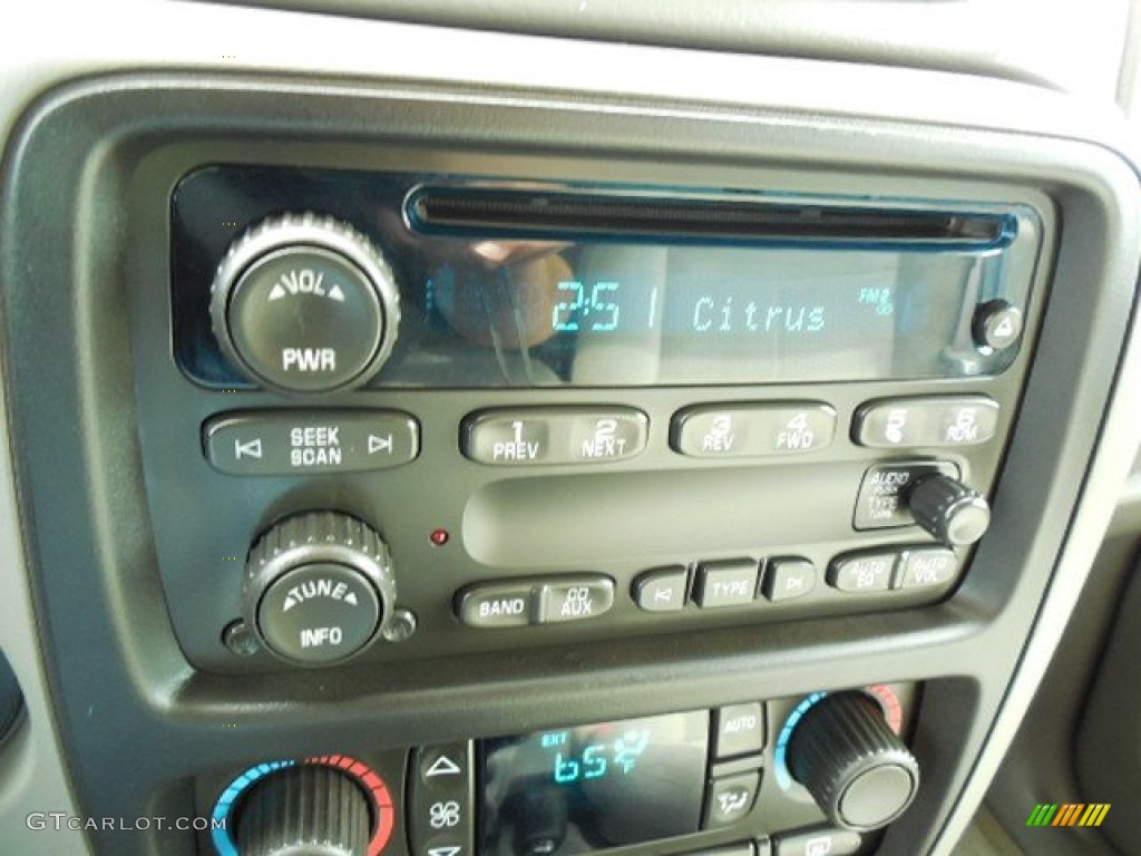 2007 TrailBlazer LS - Moondust Metallic / Light Gray photo #21