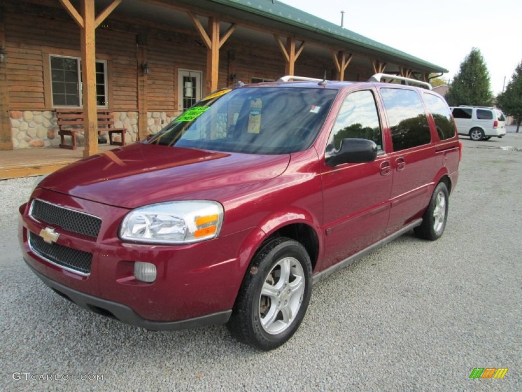 2005 Uplander LT - Sport Red Metallic / Medium Gray photo #2