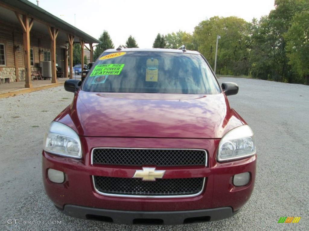 2005 Uplander LT - Sport Red Metallic / Medium Gray photo #3