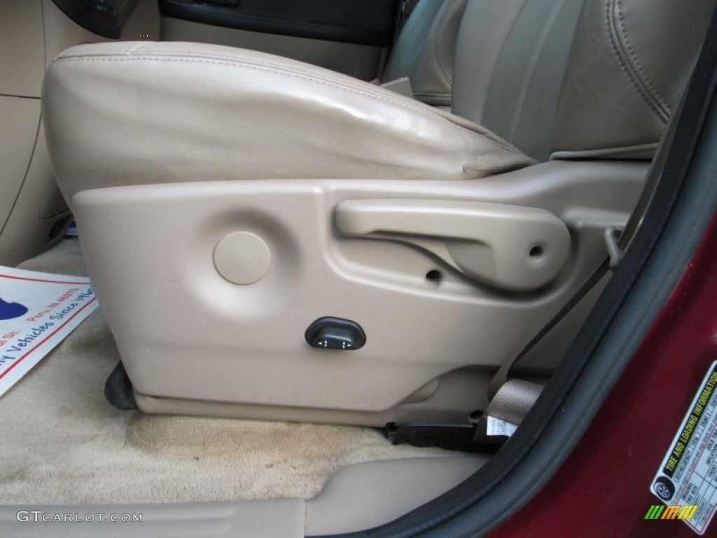 2005 Uplander LT - Sport Red Metallic / Medium Gray photo #9