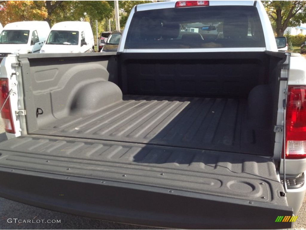 2012 Ram 1500 ST Crew Cab 4x4 - Bright Silver Metallic / Dark Slate Gray/Medium Graystone photo #19