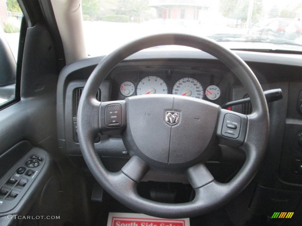 2004 Ram 1500 ST Quad Cab 4x4 - Black / Dark Slate Gray photo #11