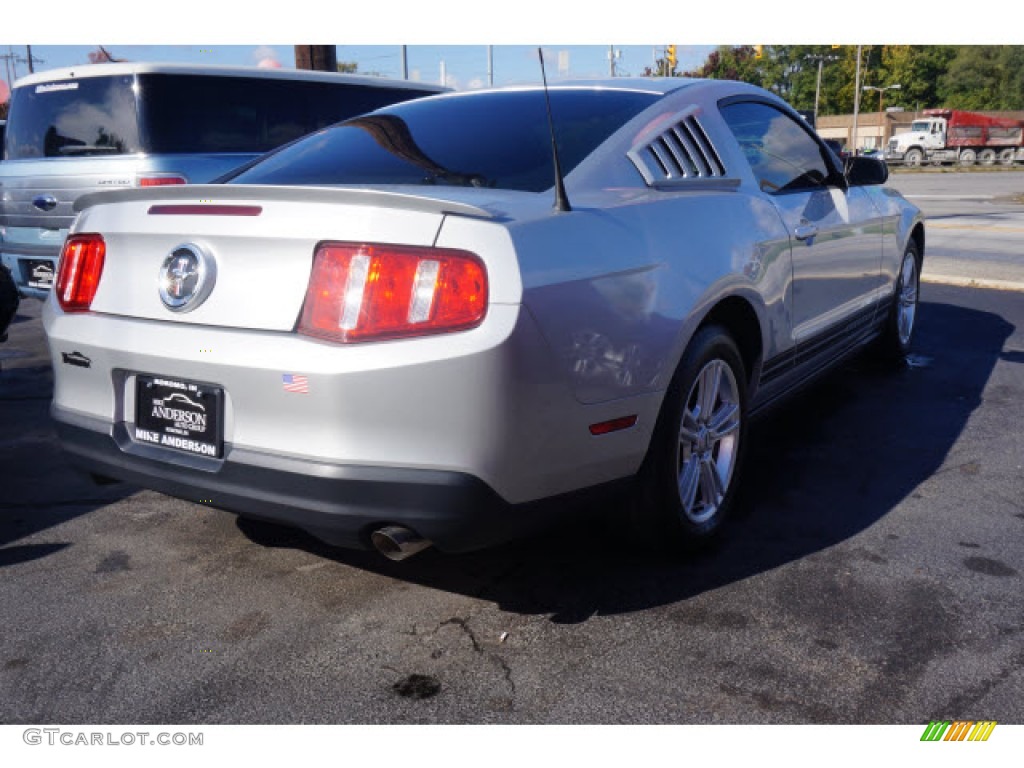 2010 Mustang V6 Coupe - Brilliant Silver Metallic / Charcoal Black photo #3