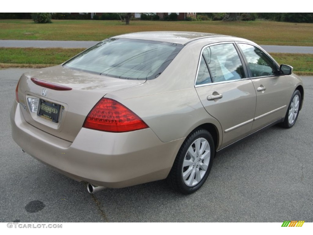 2006 Accord LX V6 Sedan - Desert Mist Metallic / Ivory photo #4