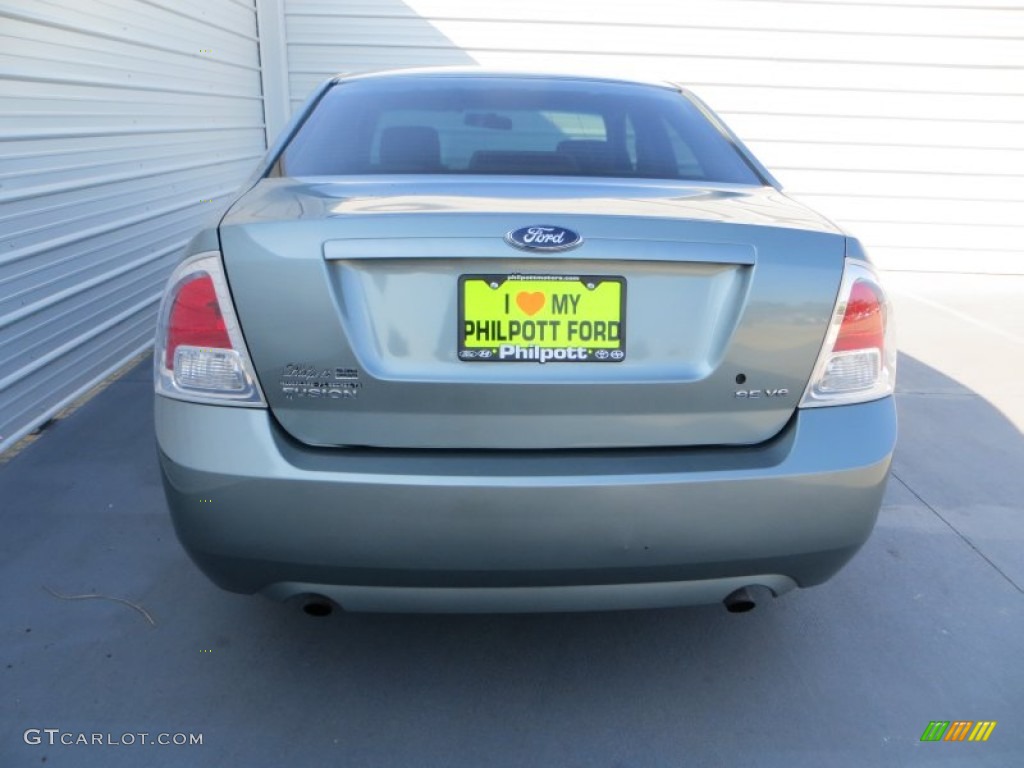 2006 Fusion SE V6 - Titanium Green Metallic / Camel photo #5