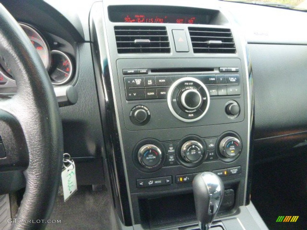 2011 Mazda CX-9 Sport AWD Controls Photos