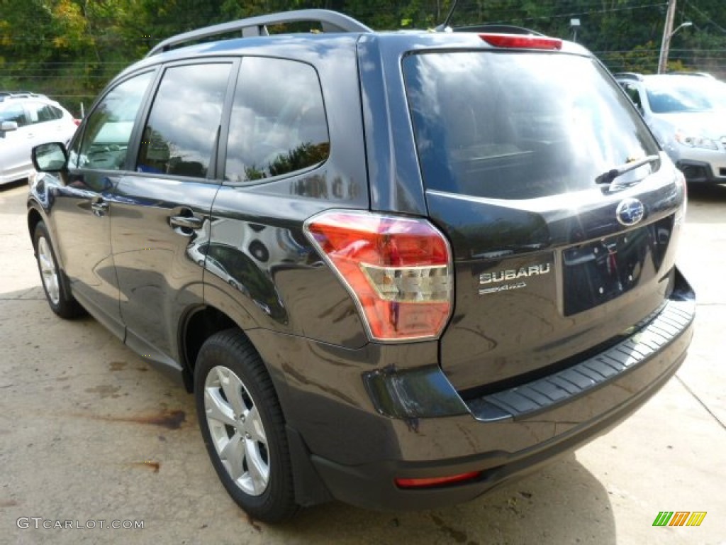 2014 Forester 2.5i Premium - Dark Gray Metallic / Platinum photo #2