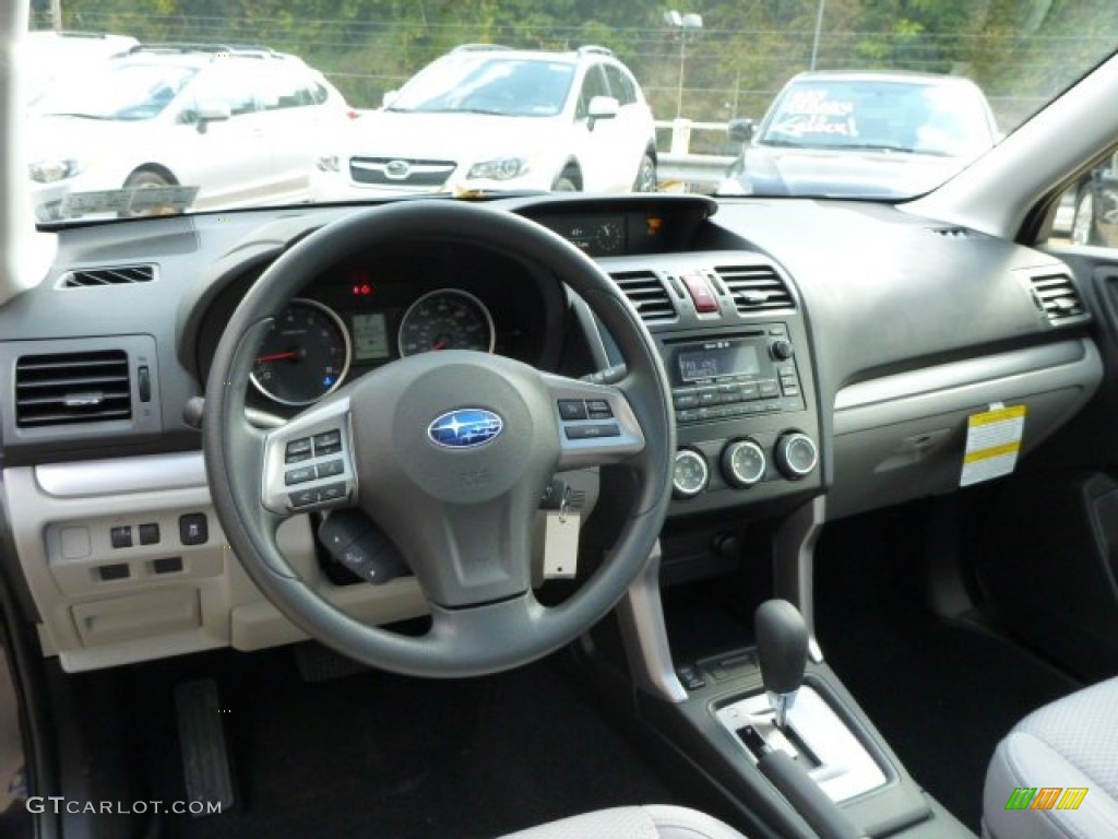 2014 Forester 2.5i Premium - Dark Gray Metallic / Platinum photo #12