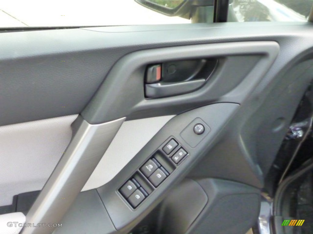 2014 Forester 2.5i Premium - Dark Gray Metallic / Platinum photo #14