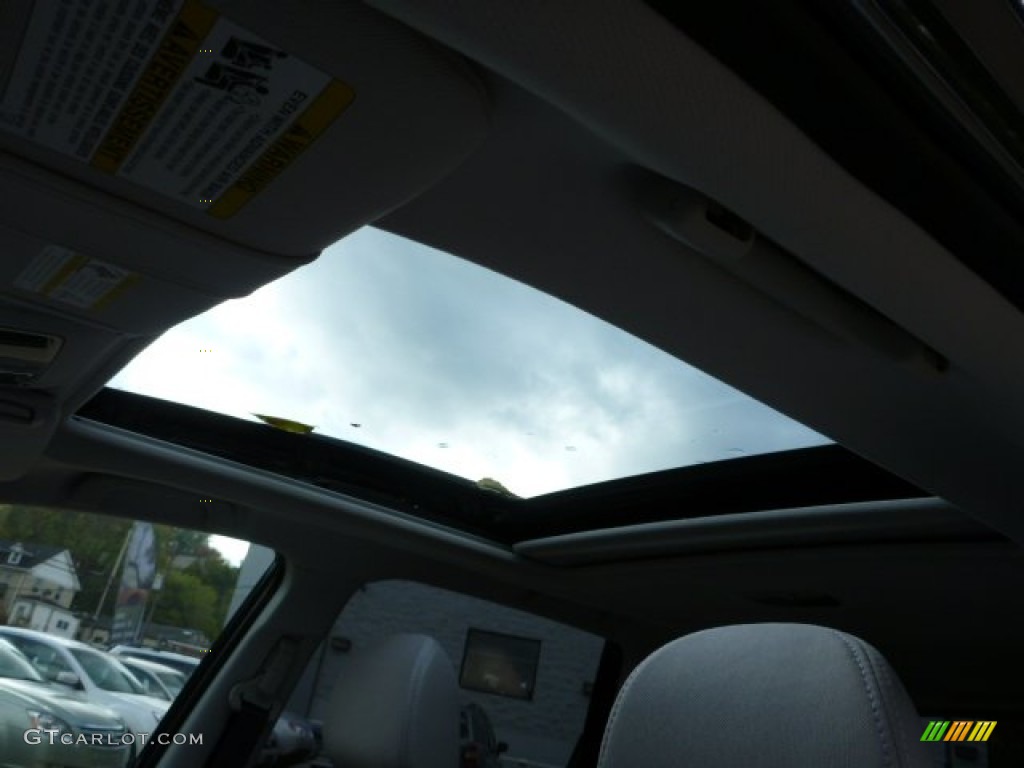 2014 Forester 2.5i Premium - Dark Gray Metallic / Platinum photo #16