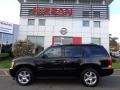 Black - Tahoe LT 4x4 Photo No. 2