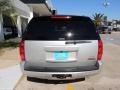 Quicksilver Metallic - Yukon XL SLT Photo No. 3