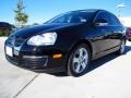 Black Uni - Jetta SE Sedan Photo No. 3
