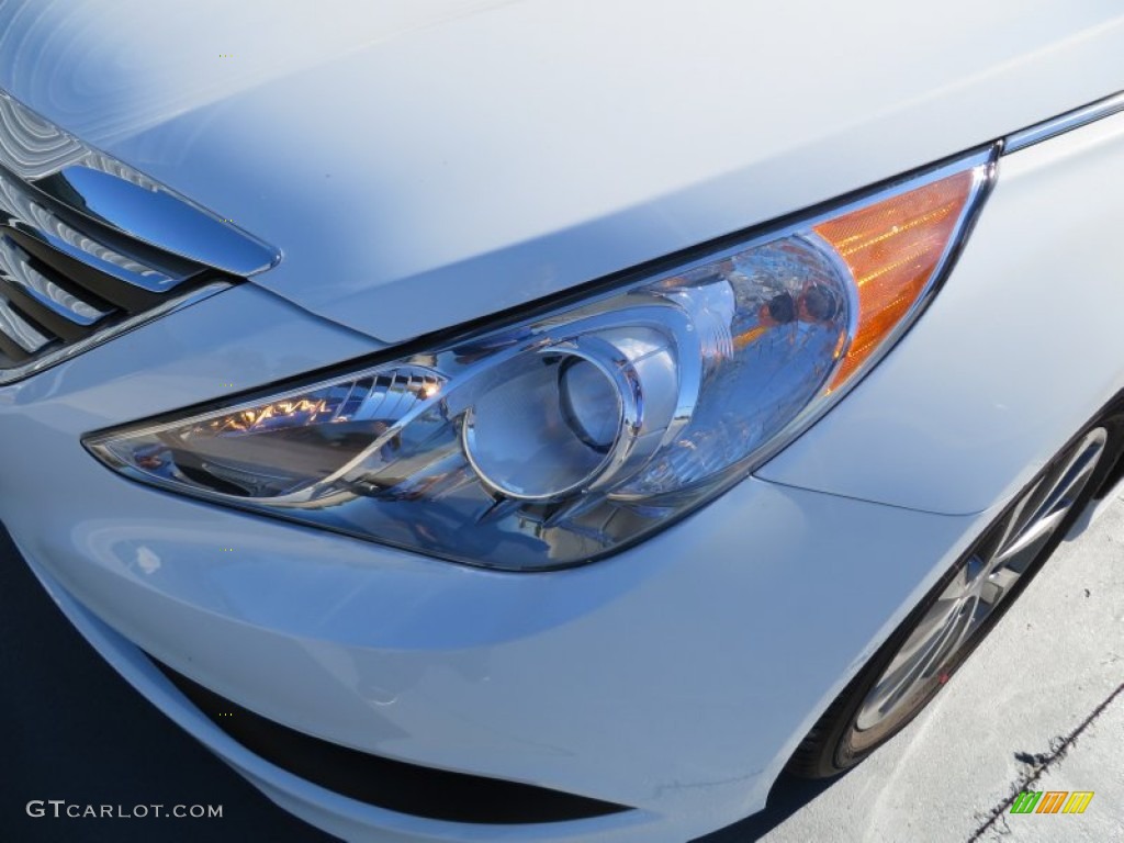 2014 Sonata Limited - Pearl White / Black photo #9