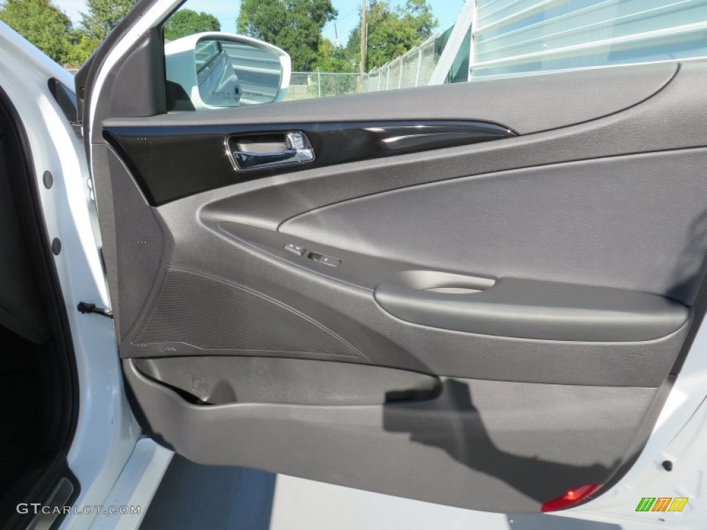 2014 Sonata Limited - Pearl White / Black photo #17