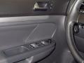 Black Uni - Jetta SE Sedan Photo No. 20