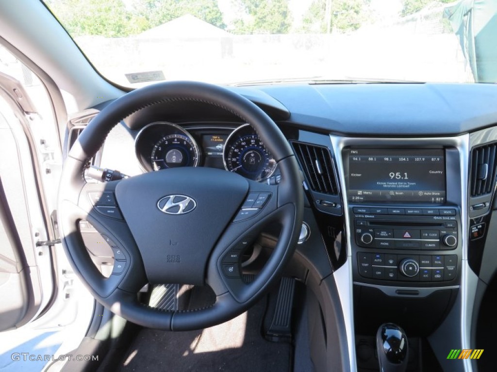 2014 Sonata Limited - Pearl White / Black photo #28