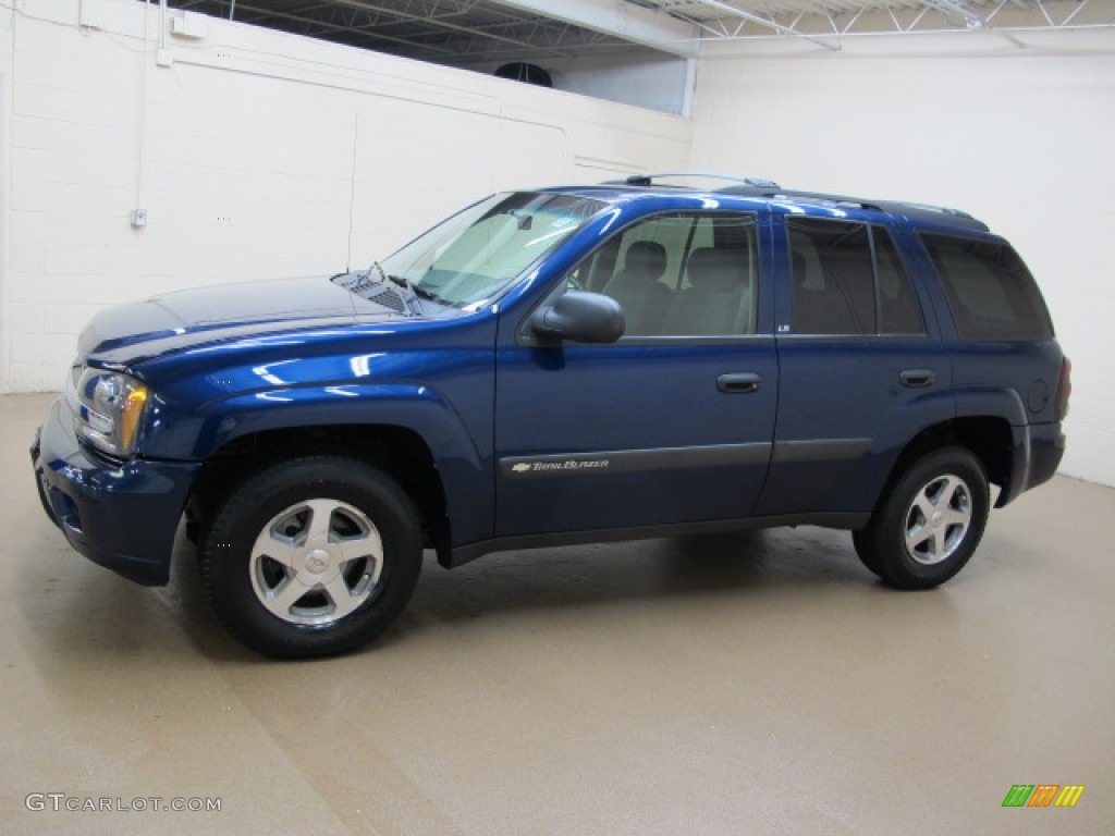 2004 TrailBlazer LS 4x4 - Indigo Blue Metallic / Medium Pewter photo #5