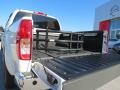 Glacier White - Frontier SL Crew Cab Photo No. 12