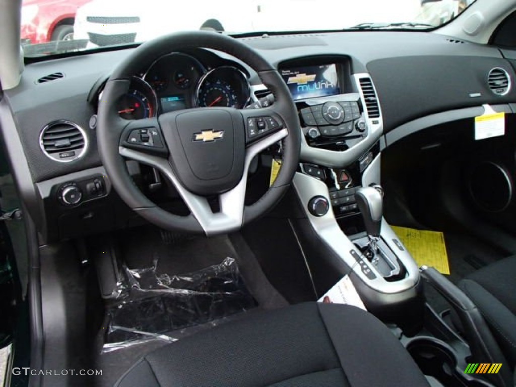2014 Cruze LT - Rainforest Green Metallic / Jet Black photo #14