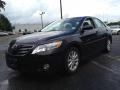 Black - Camry XLE V6 Photo No. 1