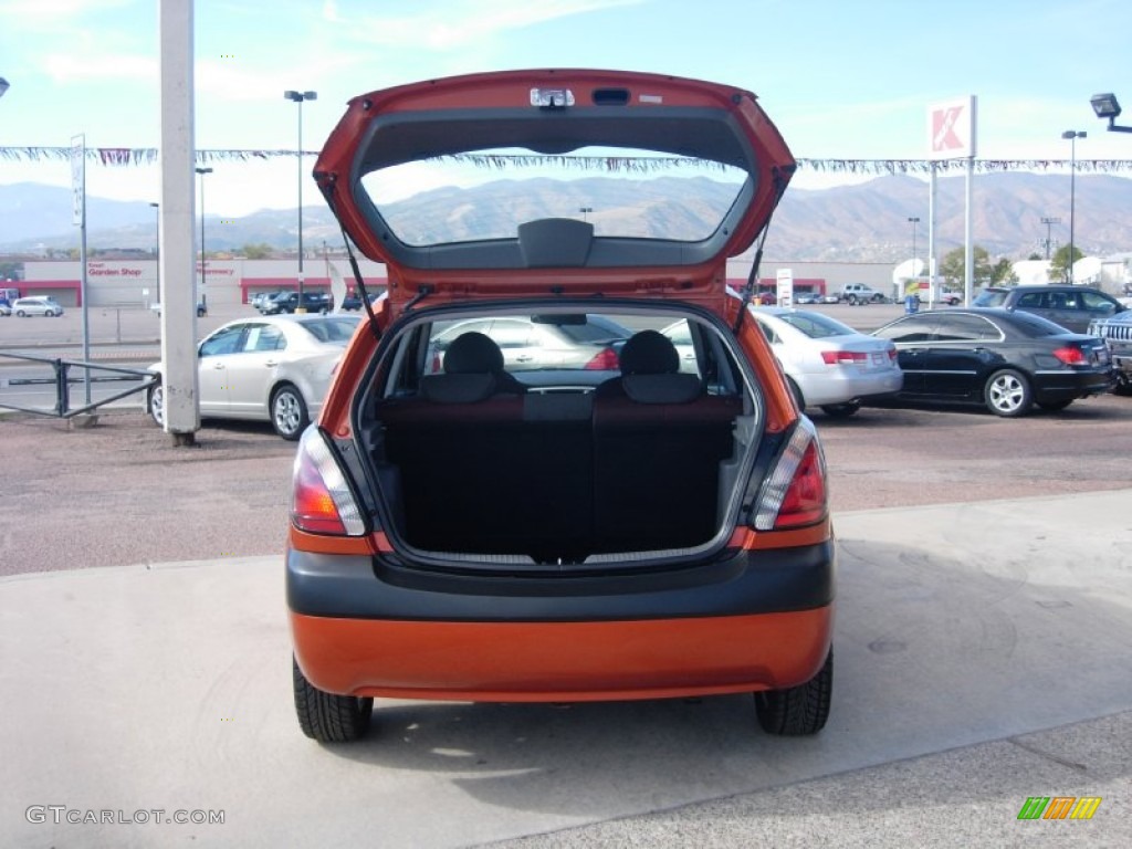 2008 Rio Rio5 SX Hatchback - Sunset Orange / Gray photo #11