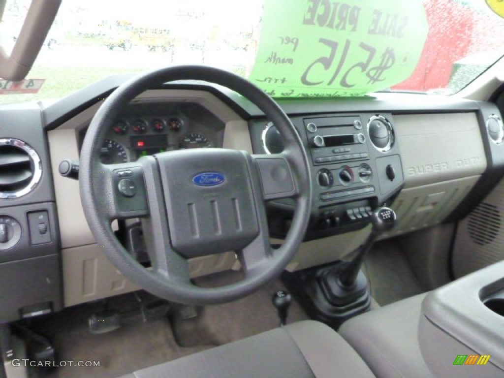 2010 F350 Super Duty XLT Crew Cab 4x4 - Royal Red Metallic / Medium Stone photo #13