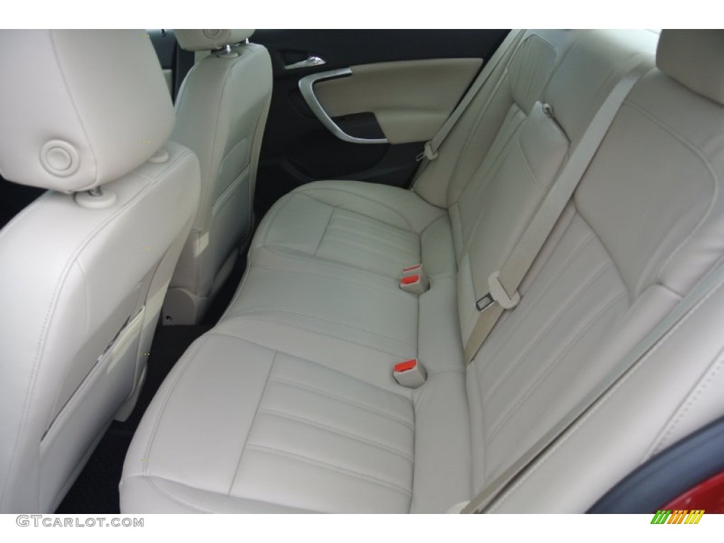Light Neutral Interior 2014 Buick Regal FWD Photo #87217221