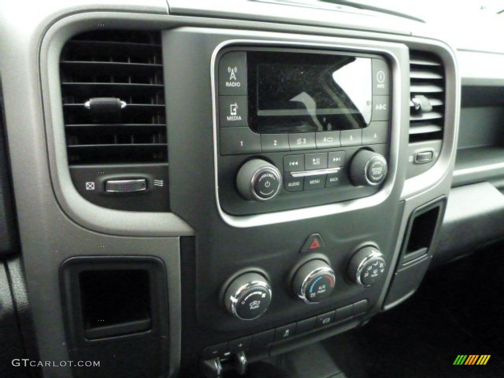 2014 Ram 3500 Tradesman Crew Cab 4x4 Controls Photo #87219858