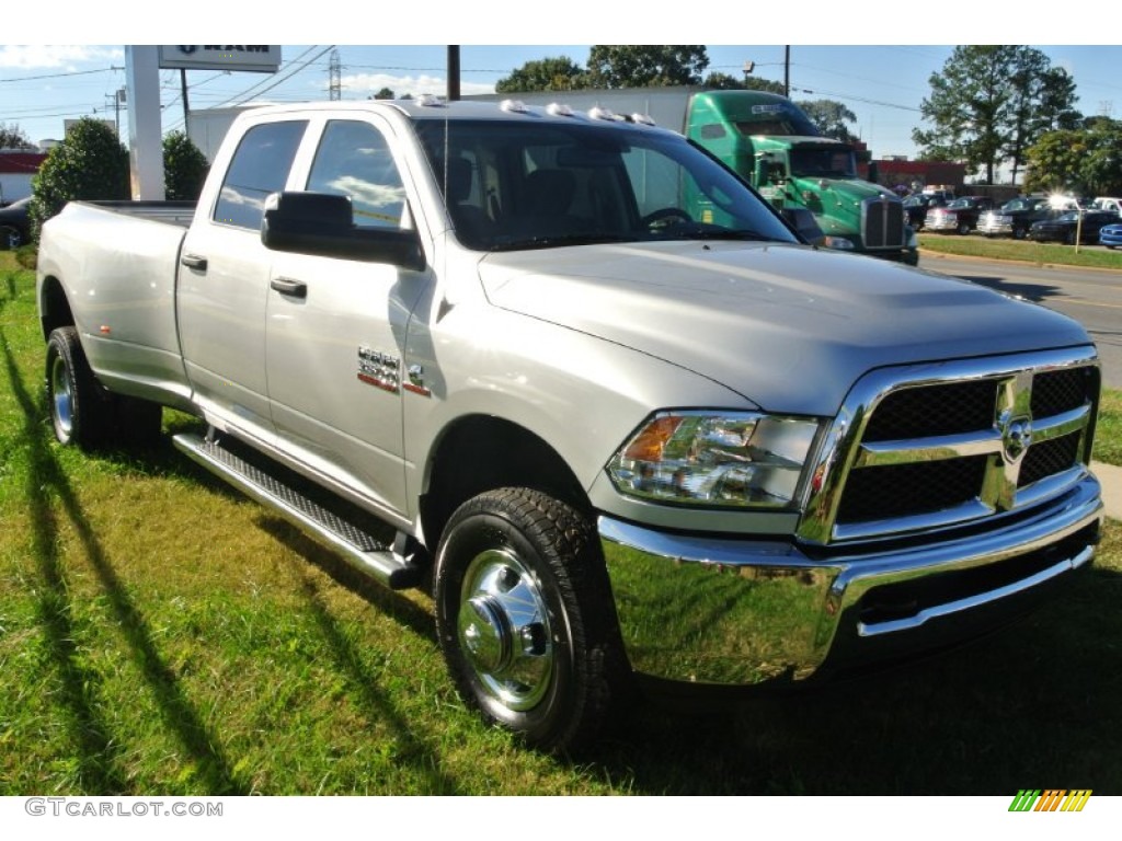 2014 3500 Tradesman Crew Cab 4x4 Dually - Bright Silver Metallic / Black/Diesel Gray photo #2