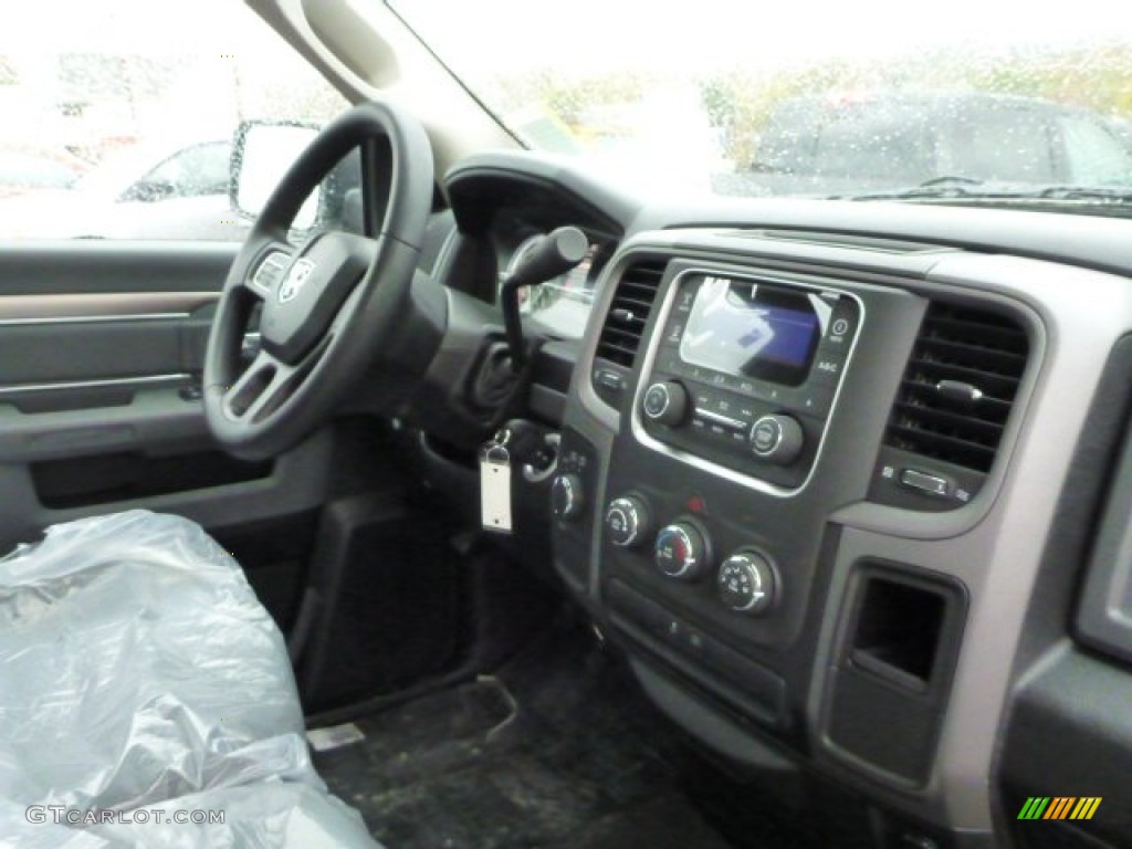 2014 1500 Express Regular Cab 4x4 - Bright White / Black/Diesel Gray photo #7