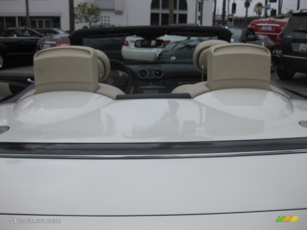 2008 CLK 350 Cabriolet - Arctic White / Stone photo #21