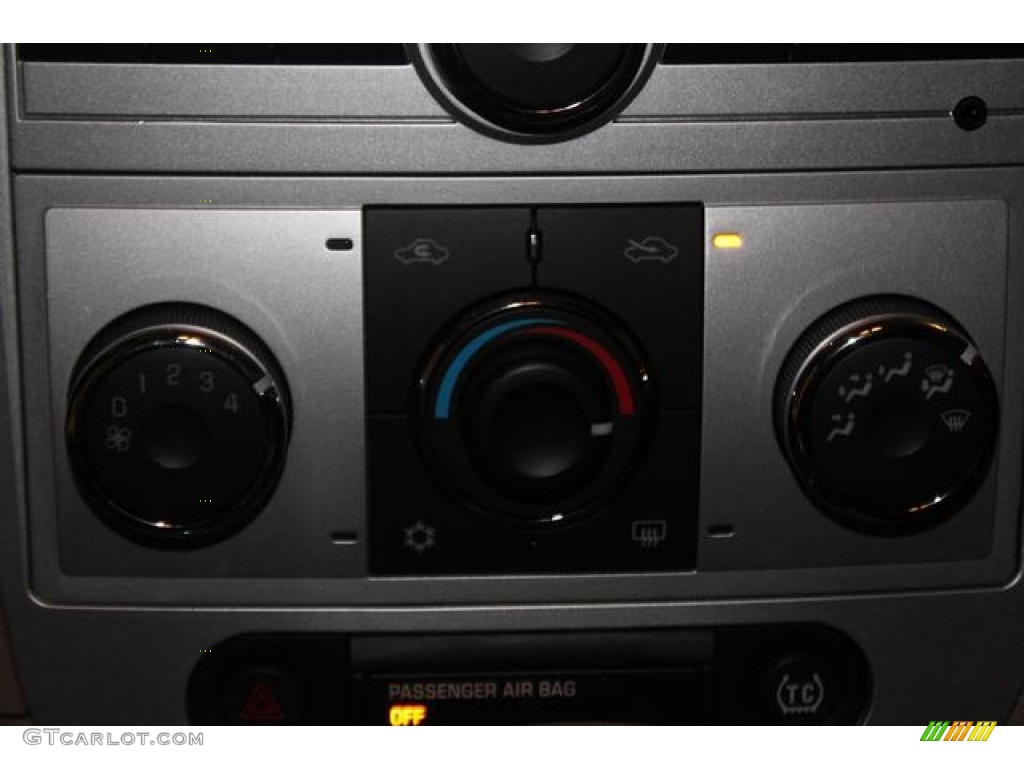 2010 Malibu LS Sedan - Gold Mist Metallic / Cocoa/Cashmere photo #36