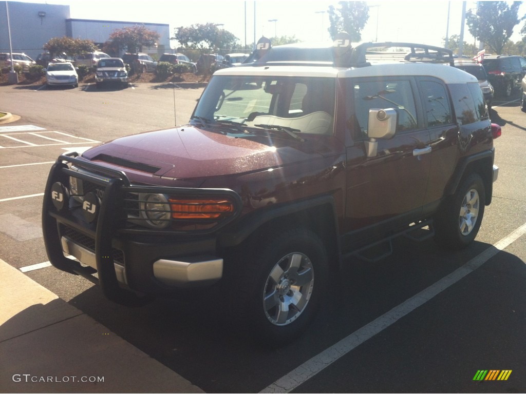 2010 FJ Cruiser 4WD - Brick Red / Dark Charcoal photo #3