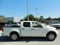 2013 Glacier White Nissan Frontier SV V6 Crew Cab  photo #9