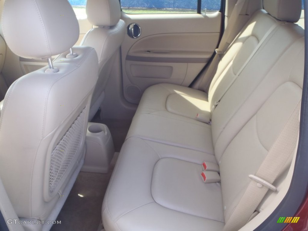 2009 Chevrolet HHR LT Rear Seat Photos