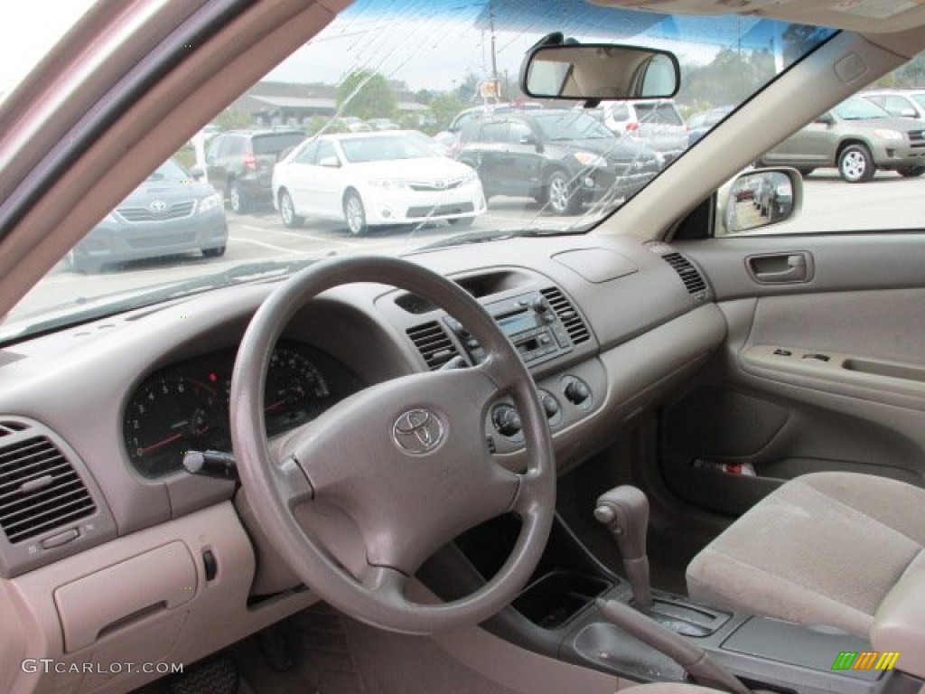 2002 Toyota Camry LE Taupe Dashboard Photo #87227877