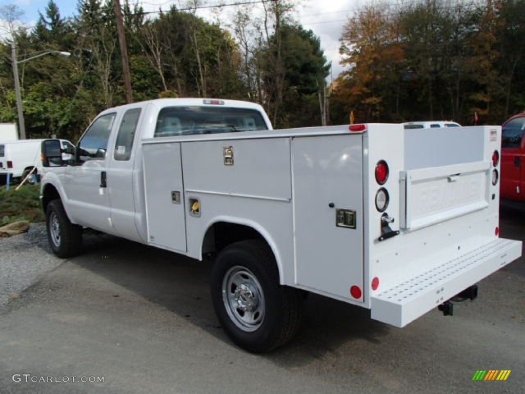 2014 F350 Super Duty XL SuperCab 4x4 Utility Truck - Oxford White / Steel photo #6