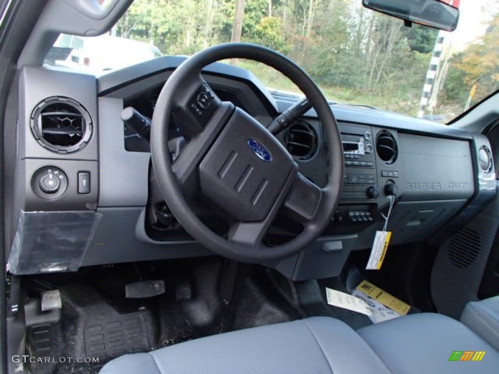 2014 F350 Super Duty XL SuperCab 4x4 Utility Truck - Oxford White / Steel photo #15