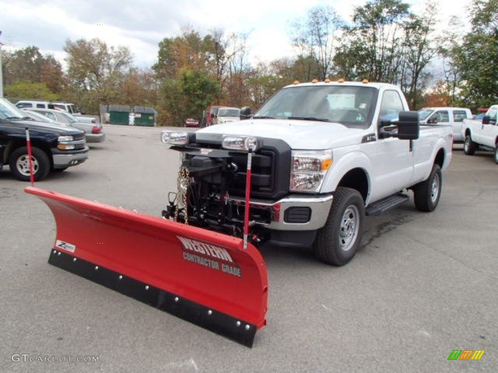Oxford White 2014 Ford F350 Super Duty XL Regular Cab 4x4 Plow Truck Exterior Photo #87230469